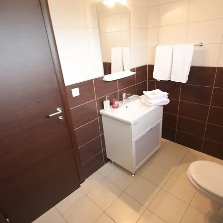 Apartment Andrej 4 *